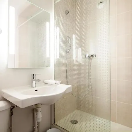 Hotel B&B Hotel Corbeil-Essonnes
