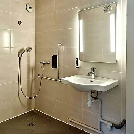 B&B Hôtel corbeil-essonnes Hotel 2*
