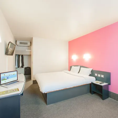 Hotel B&B Hotel Corbeil-Essonnes