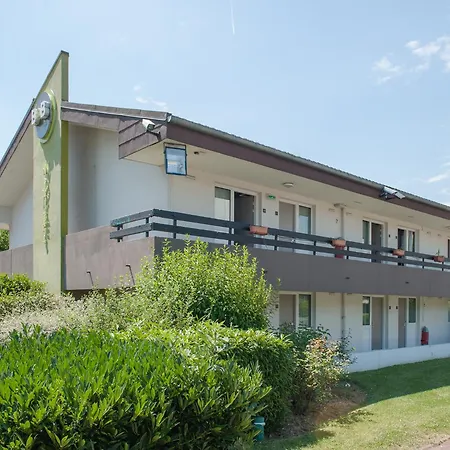 B&B Hotel Corbeil-Essonnes 2*