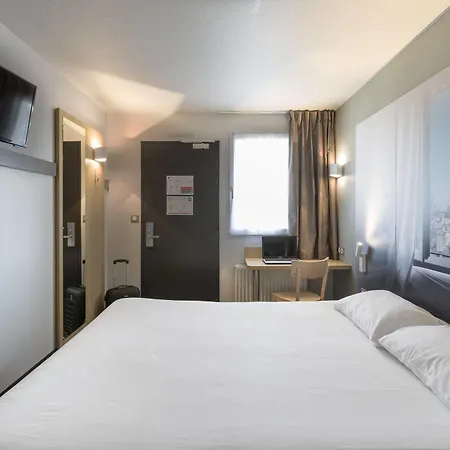 B&B Hotel Corbeil-Essonnes Hotel