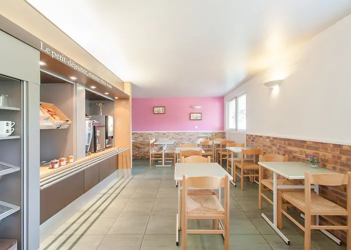 فندق B&B Hotel Corbeil-Essonnes