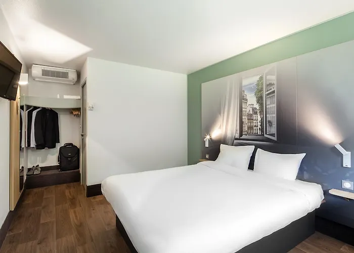 B&B Hotel Corbeil-Essonnes فندق 2*